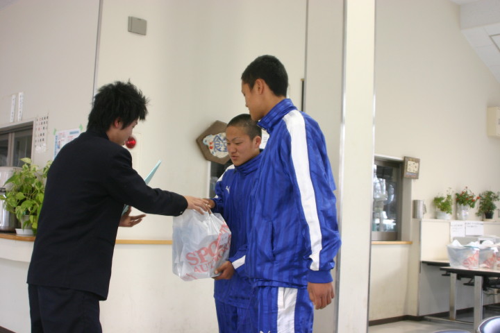 img0011.jpg